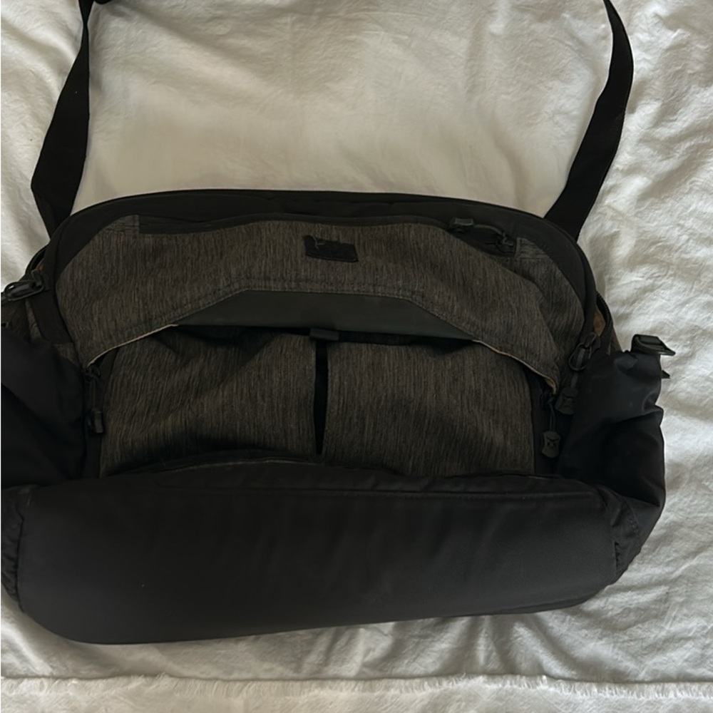 Vertx Concealed Carry Bag